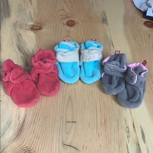 3 pairs of Zutano fleece snap booties 6-12 months